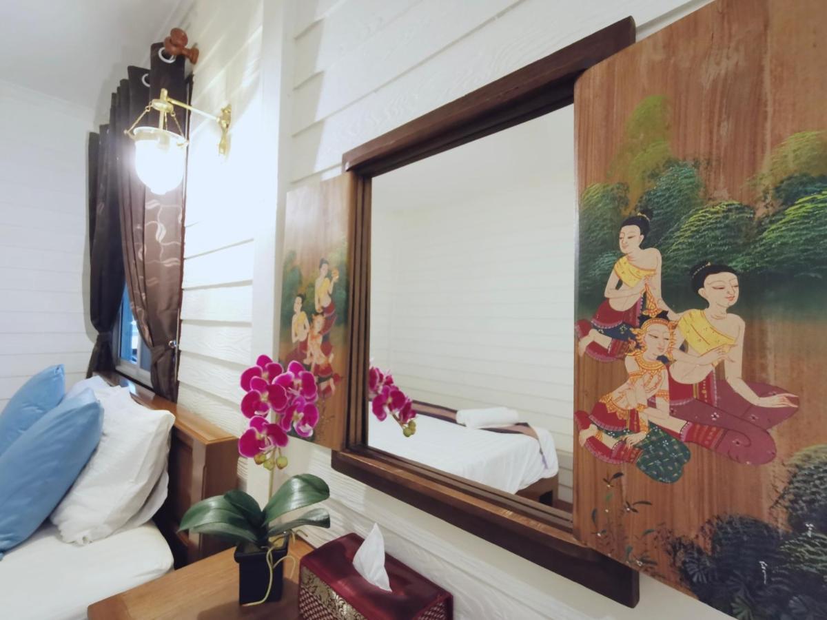 Tavee Guesthouse Bangkok Kültér fotó